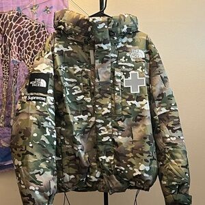 Supreme The North Face Camo Jacket